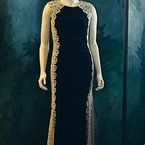 Gorgeous Evening Gown in size 10 by XSCAPE